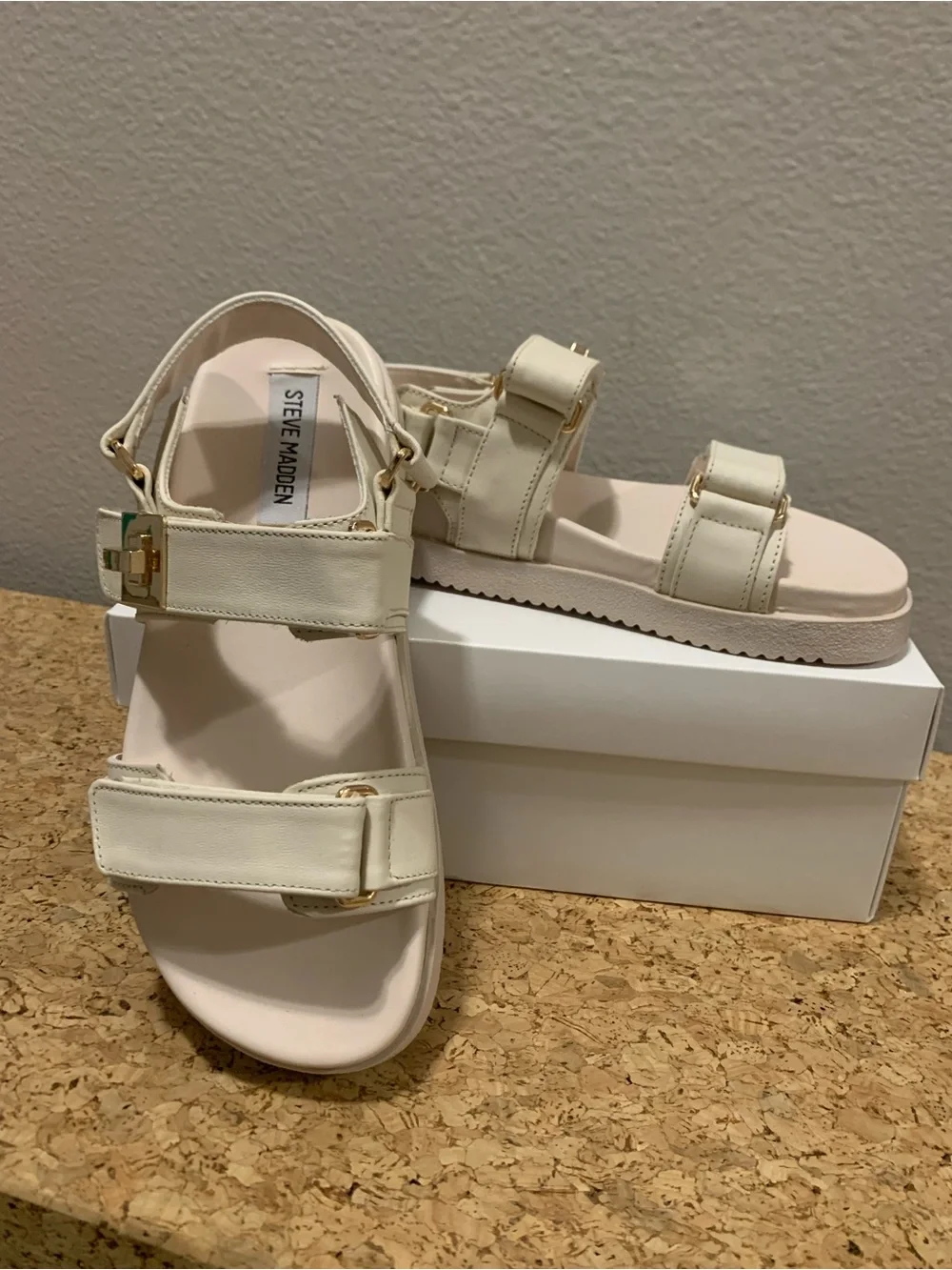 *Additional Shipping Label” Steve Madden Off-White Strappy Platform Sandals - Picture 1 of 1